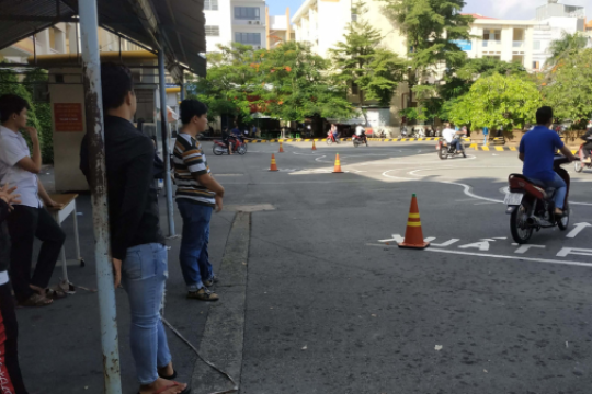 Học bằng lái xe hạng A bao nhiêu tiền?