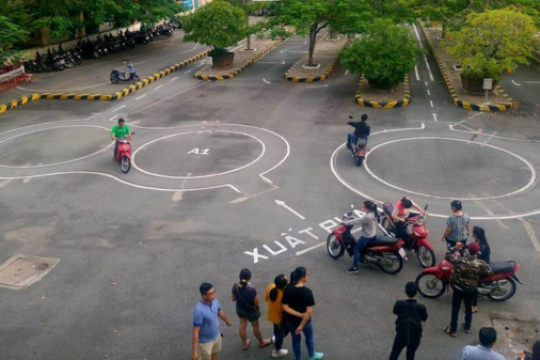 Thi bằng lái xe hạng A tại Tân Phú