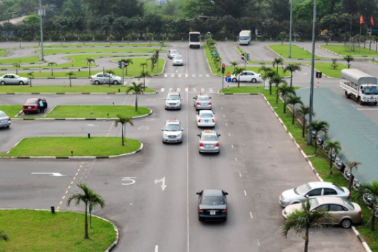 Thi bằng lái xe hạng B1 tại Quận 1 ở đâu uy tín chất lượng?