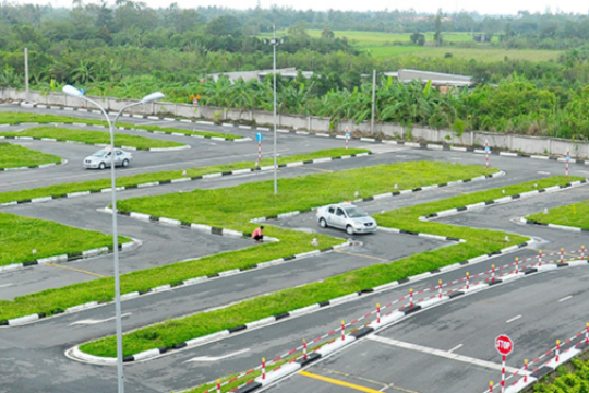 Thi bằng lái xe hạng B1 tại Quận 2